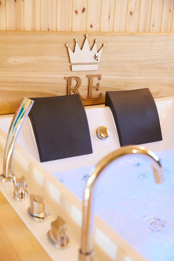 Rent Room Japaroom 앙귈라라사바치아 외부 사진
